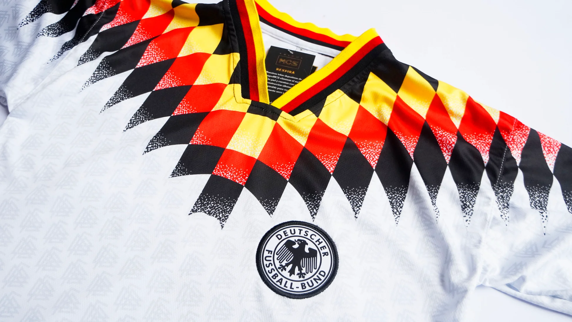 El equipo de fútbol de Alemania en el mundial de 1994. Entre la historia y la emoción